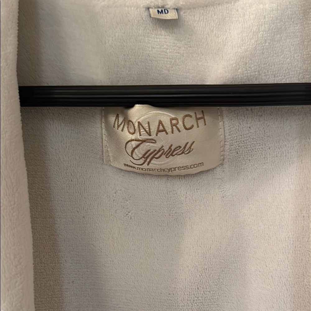 Blue and White Robe - Picture 3 of 6